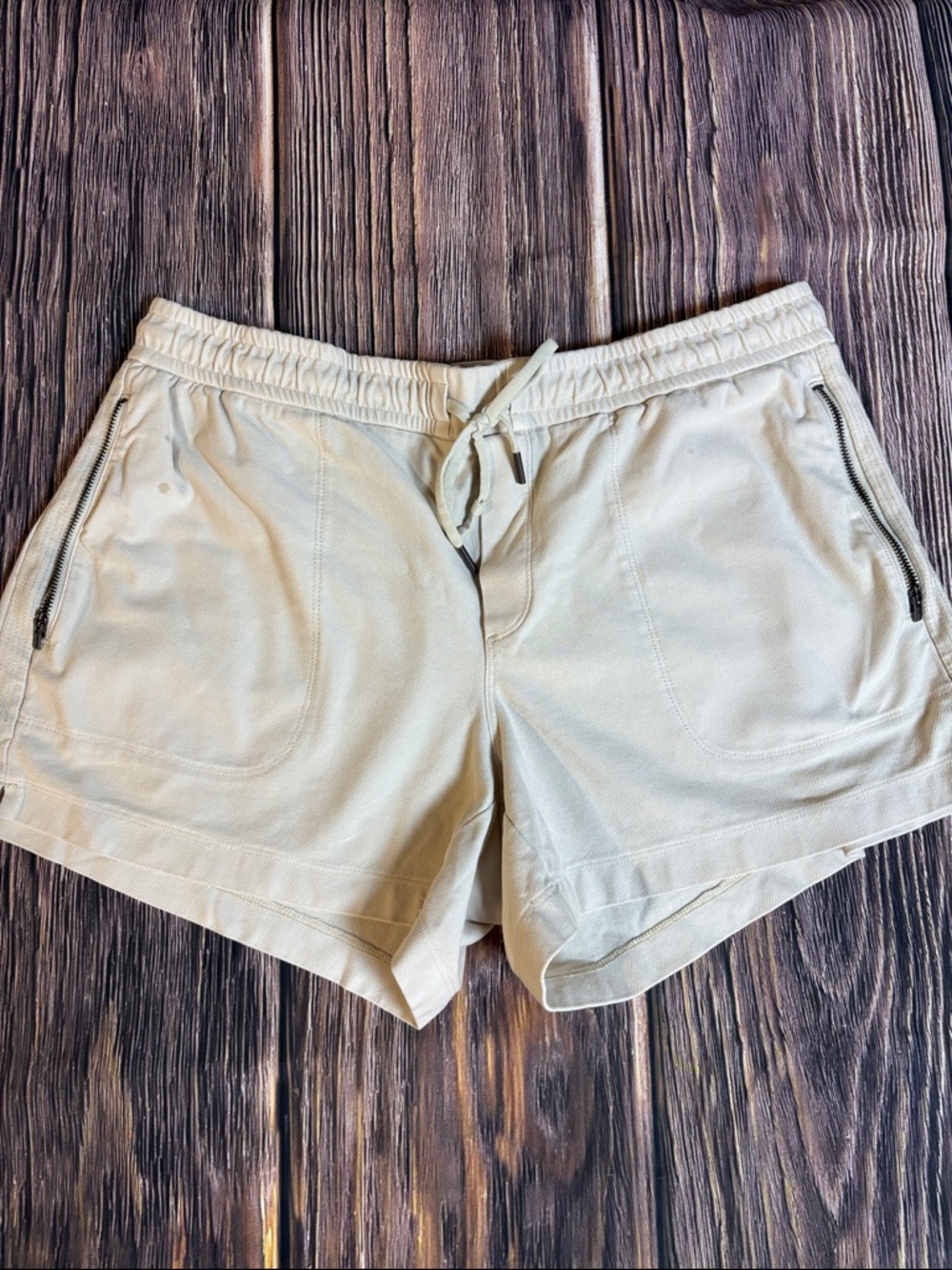 Athleta Light Beige Athletic Drawstring Shorts (0063)